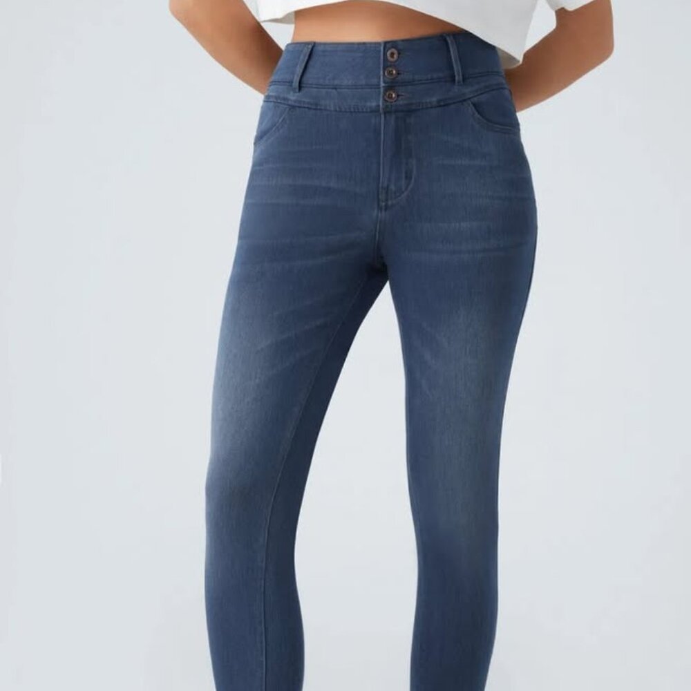 Women's HALARA Super Soft Skinny Jeans, Size L